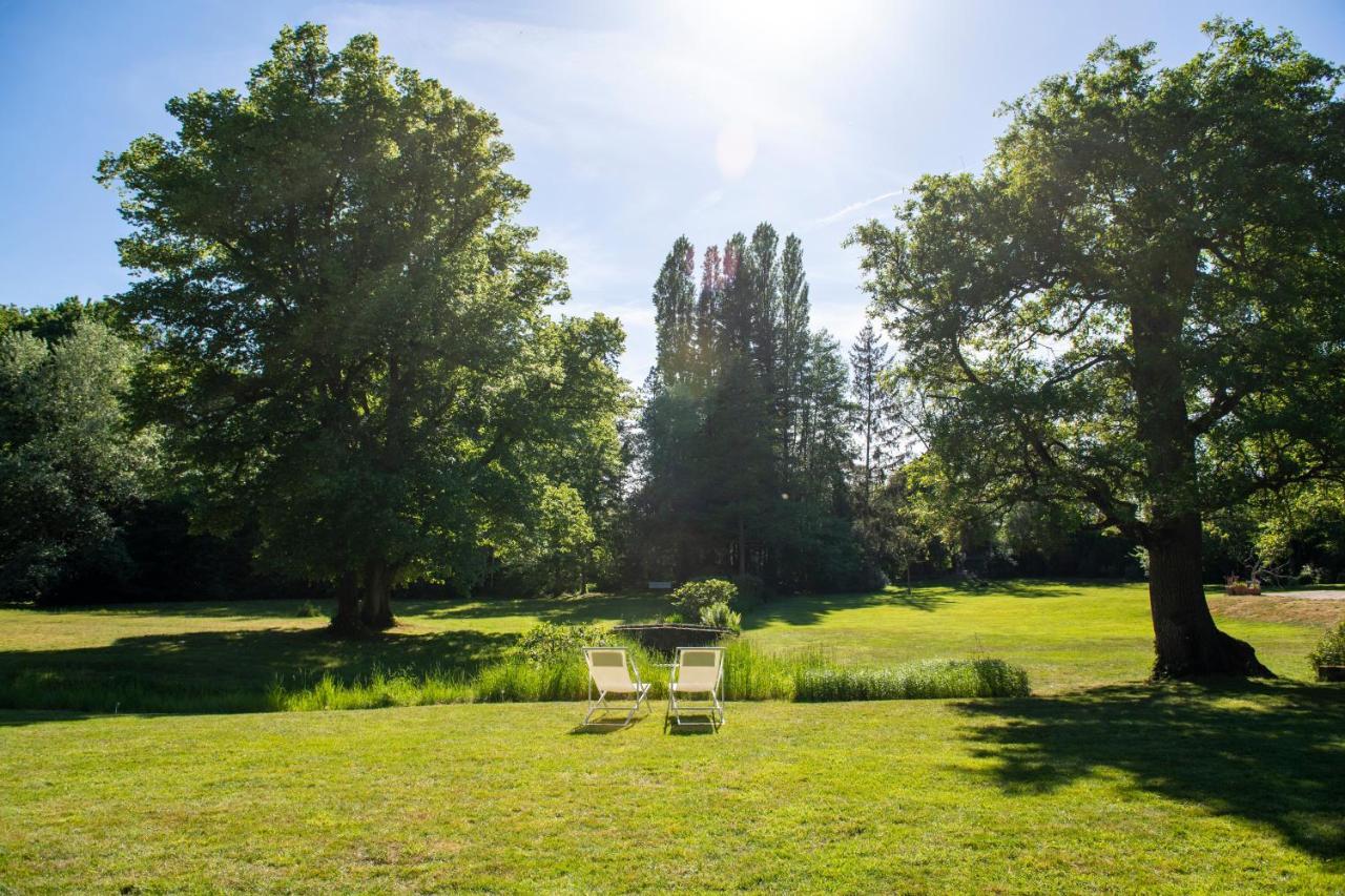 مبيت وإفطار Clairefontaine-en-Yvelines Moulin De Vilgris المظهر الخارجي الصورة
