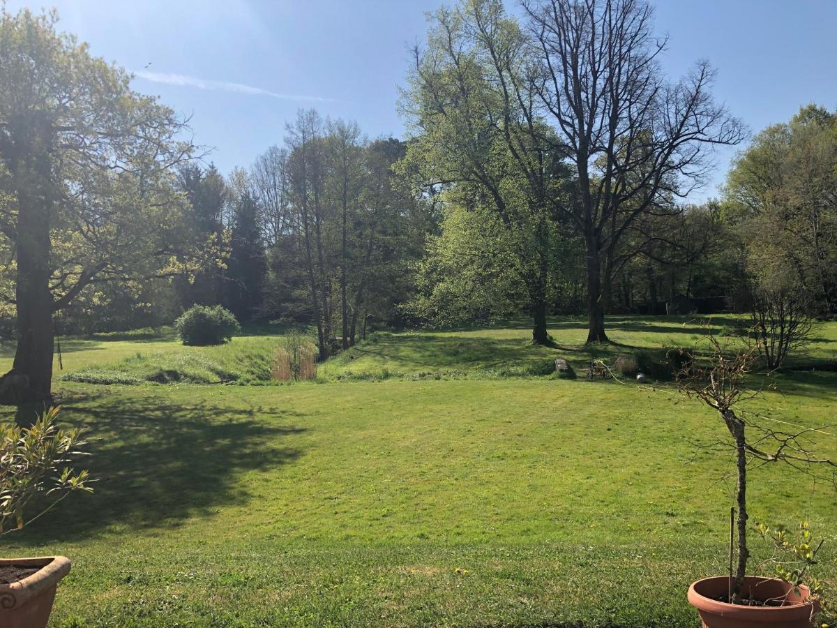 مبيت وإفطار Clairefontaine-en-Yvelines Moulin De Vilgris المظهر الخارجي الصورة