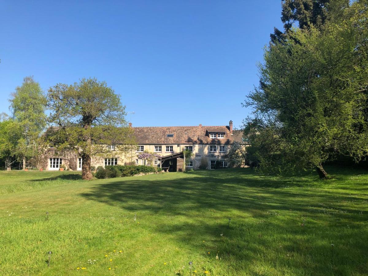 مبيت وإفطار Clairefontaine-en-Yvelines Moulin De Vilgris المظهر الخارجي الصورة